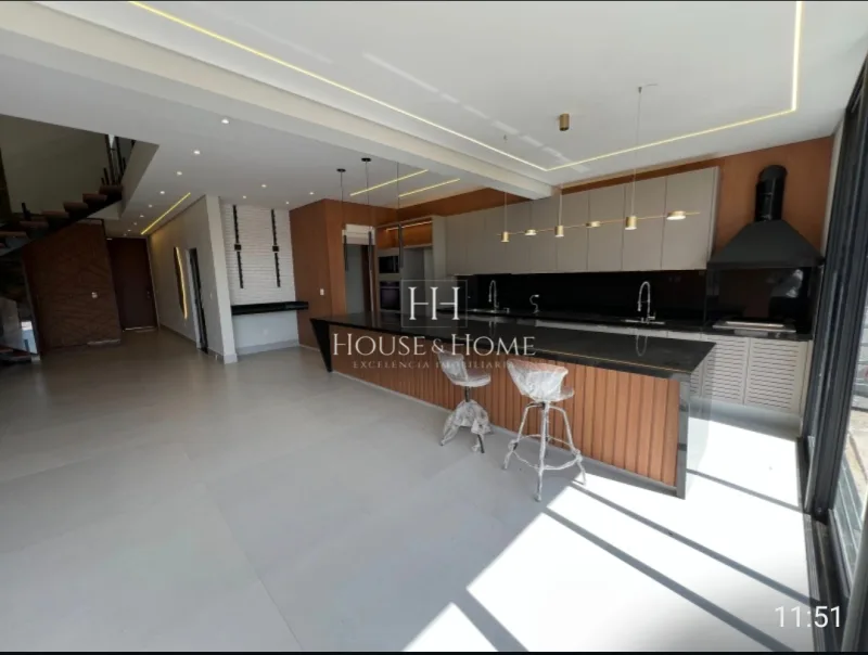 Casa Sobrado à venda com 4 suites - Elevador - Cond. Jd de Roma em Indaiatuba/SP