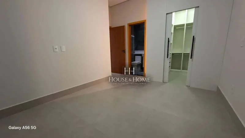 Casa nova, 3 quartos sendo 1 suíte com closet, térrea em bairro aberto , Jd. Bom Sucesso, 