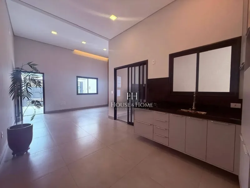 Casa térrea com 3 quartos sendo 1 suíte,bairro Vila Vitória ll Indaiatuba/SP