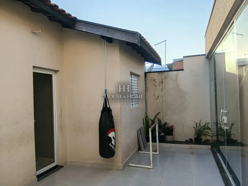 Casa à venda com 2 quartos em Indaiatuba/SP
