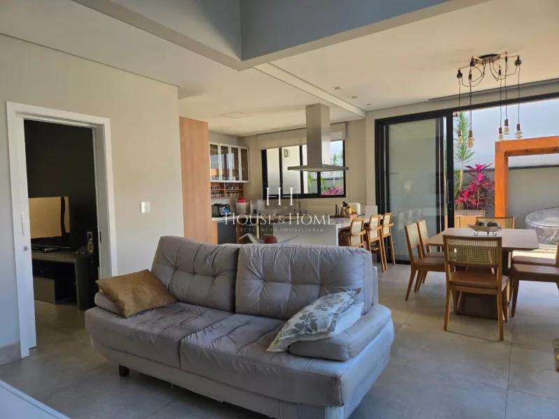 Casa Sobrado à venda 3 suites - Condominio Dona Maria Jose em Indaiatuba/SP