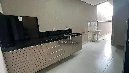 Casa térrea com 3 quartos sendo 1 suíte,bairro Vila Vitória ll Indaiatuba/SP