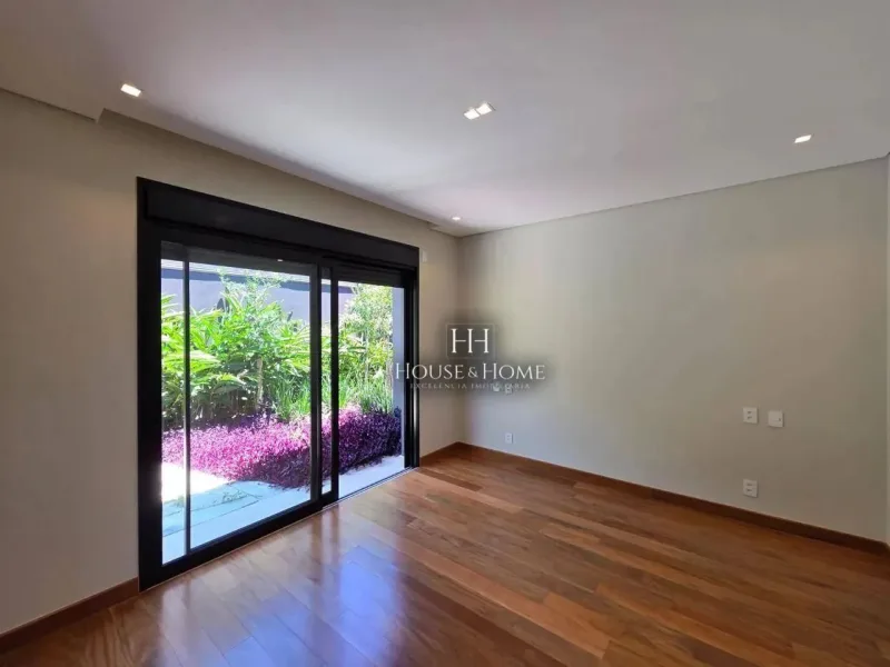 Casa com 4 dormitórios à venda, 455 m² por R$ 6.980.000,00 - Condomínio Villa Dos Pinheiro