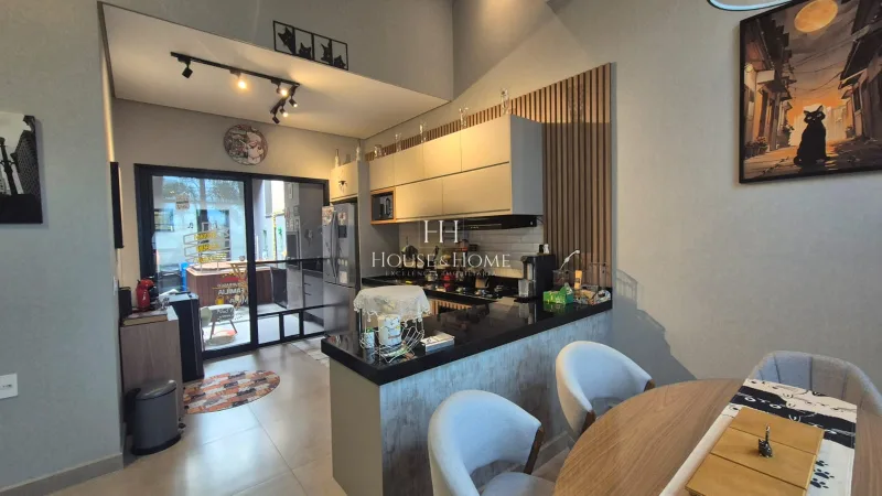 Casa à venda 105m² -PORTEIRA FECHADA - 3 quartos 1 suite - Spa - Vila Ytu - Jd dos Imperio