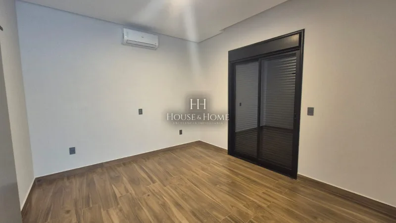 Casa (Sobrado) - 4 suites - 296m² - Cond. Dona Maria Candida - Indaiatuba - SP