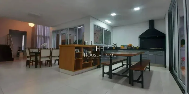 Casa com 3 dormitórios à venda, 248 m² por R$ 2.290.000,00 - Jardim Residencial Dona Maria
