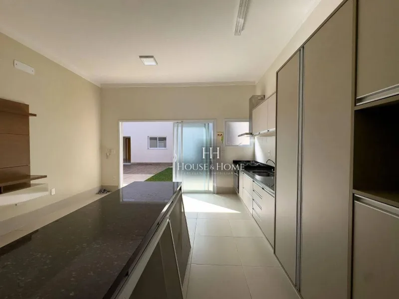 Casa com 3 dormitórios à venda, 295 m² por R$ 2.190.000,00 - Jardim Residencial Dona Lucil
