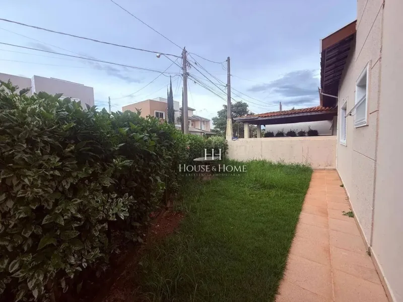 Casa Térrea à Venda 2 quartos sendo 1 suíte – Condomínio Villaggio di Itaici, bairro Itaic
