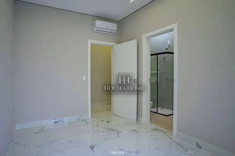 Casa com 3 dormitórios à venda, 194 m² por R$ 1.890.000,00 - Condomínio London Park - Inda