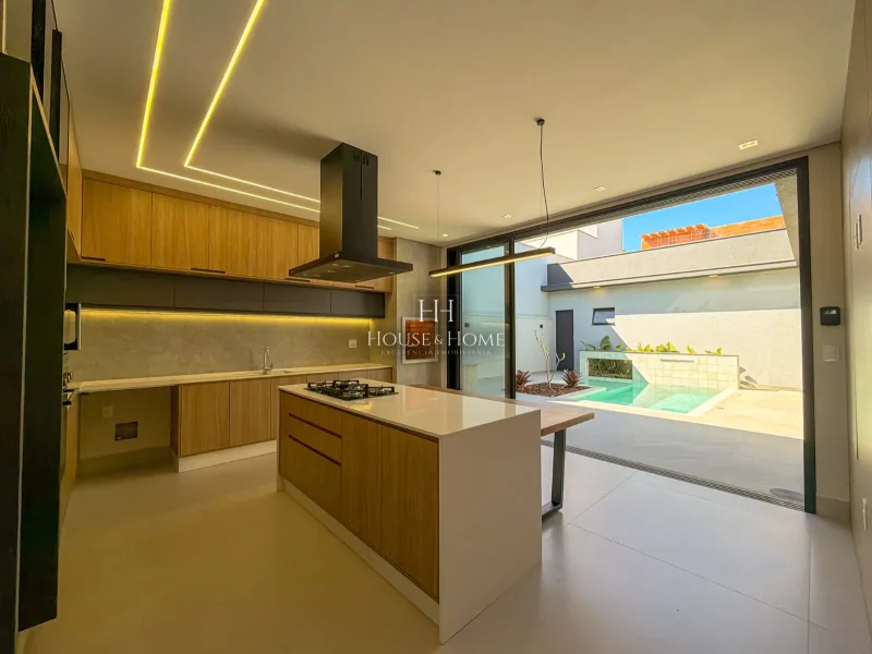 Casa à venda 3 suites - Piscina - cond. Dona Maria Candida em Indaiatuba/SP