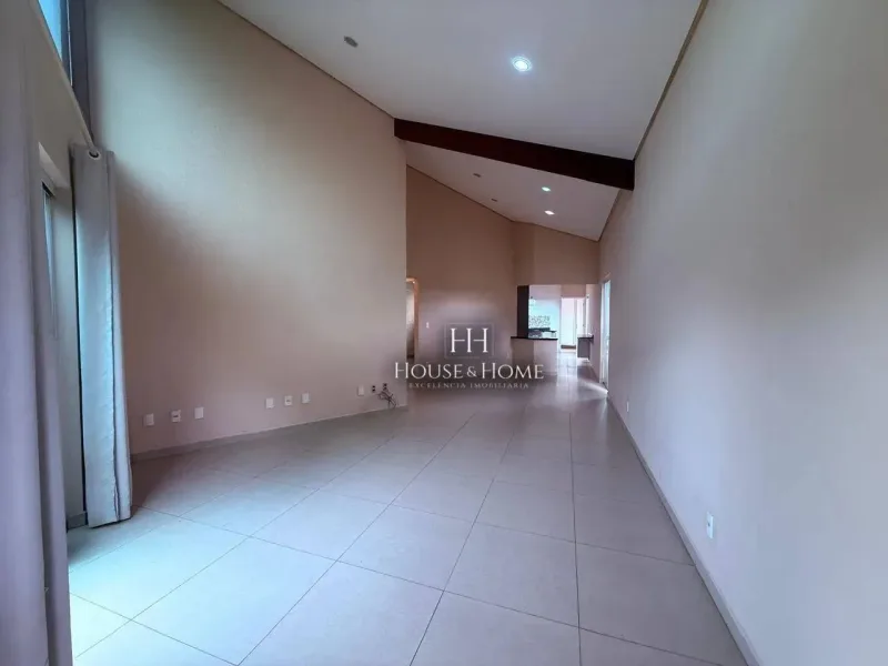Casa Térrea à Venda 2 quartos sendo 1 suíte – Condomínio Villaggio di Itaici, bairro Itaic