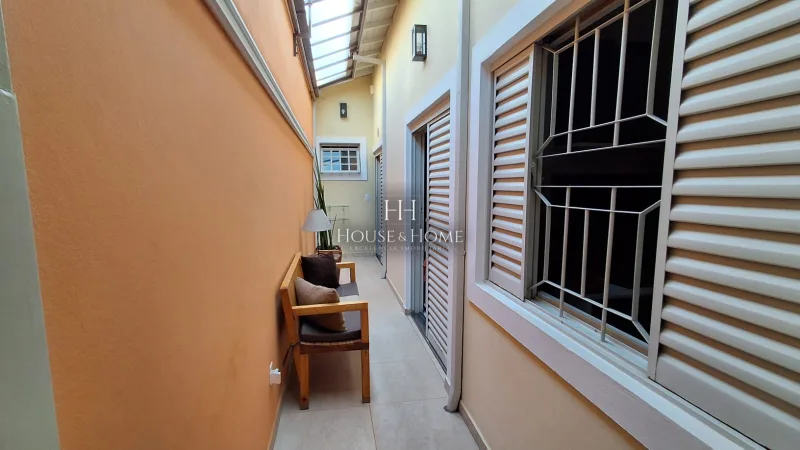 Casa térrea próxima ao centro