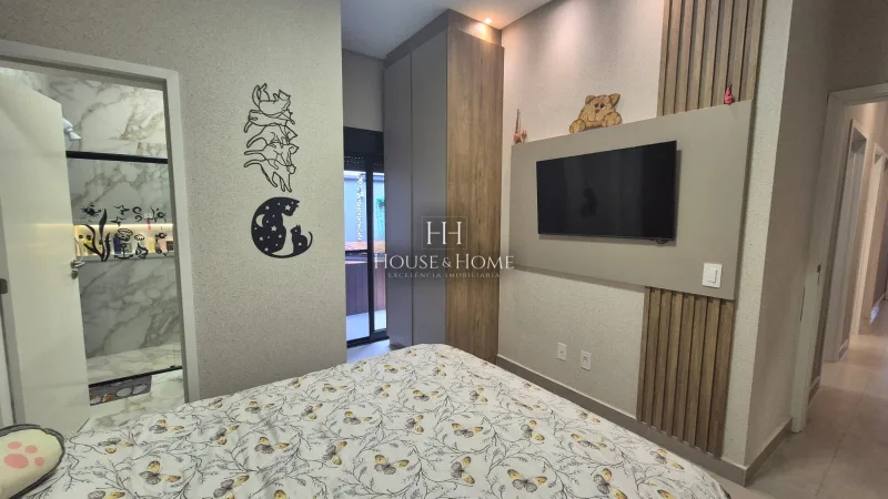 Casa à venda 105m² -PORTEIRA FECHADA - 3 quartos 1 suite - Spa - Vila Ytu - Jd dos Imperio