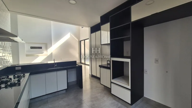 Casa para locação com 3 suites e piscina - Cond. Maria José em Indaiatuba/SP
