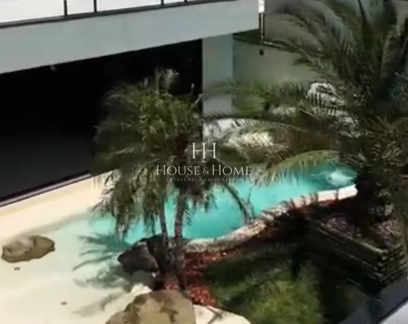 Casa Sobrado à venda com 4 suites - Elevador - Cond. Jd de Roma em Indaiatuba/SP