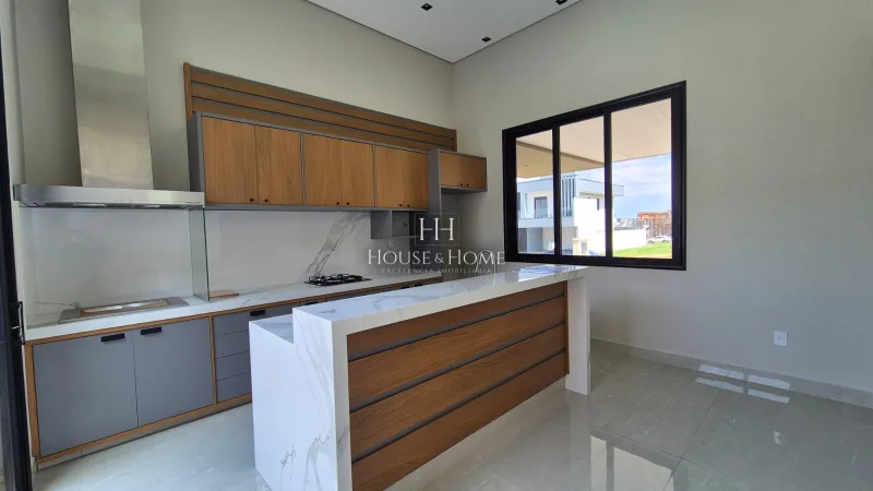 Casa à venda - 3 suites 198m² - Cond. Dona Maria Candida - Indaiatuba SP