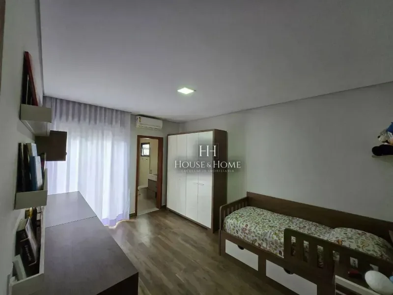 Casa à Venda 3 quartos sendo 3 suítes Jardins Di Roma