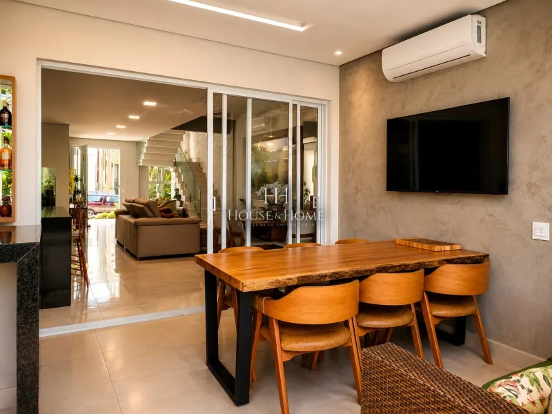 Casa Sobrado à venda 211m² com 3 suites - Cond. Piemonte em Indaiatuba/SP