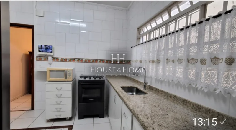 Casa térrea próxima ao centro