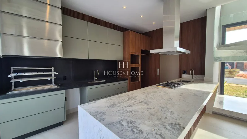 Casa à venda com 3 suites 230m² Cond. Sapezal em Indaaituba/SP