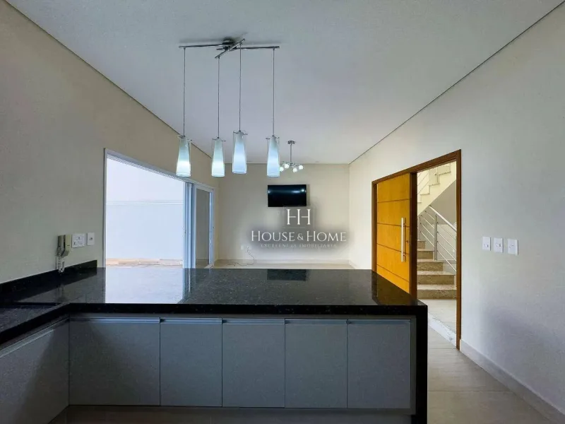 Casa com 3 dormitórios à venda, 295 m² por R$ 2.190.000,00 - Jardim Residencial Dona Lucil