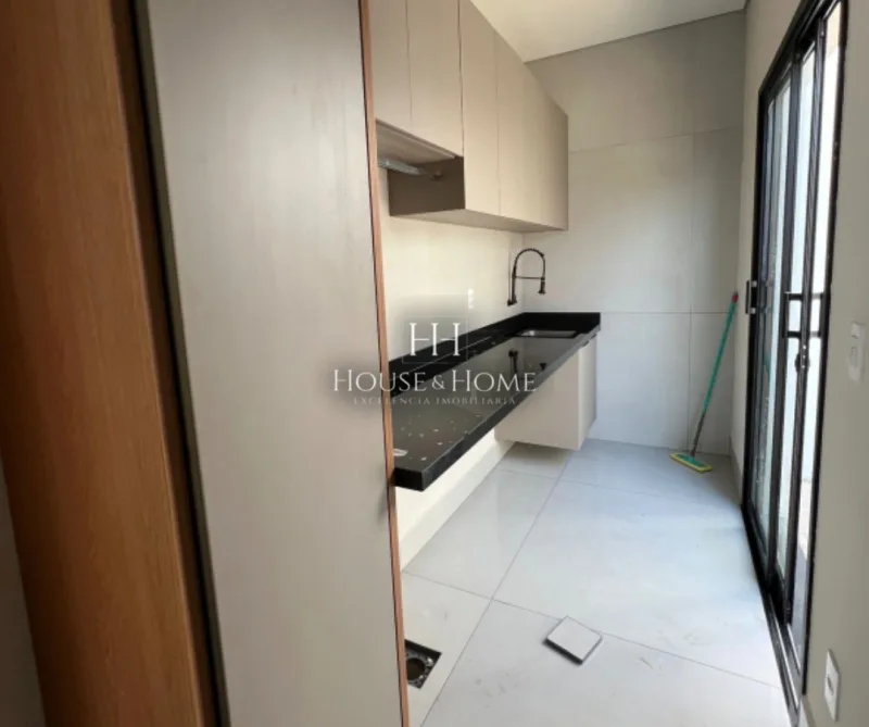 Casa Sobrado à venda com 4 suites - Elevador - Cond. Jd de Roma em Indaiatuba/SP