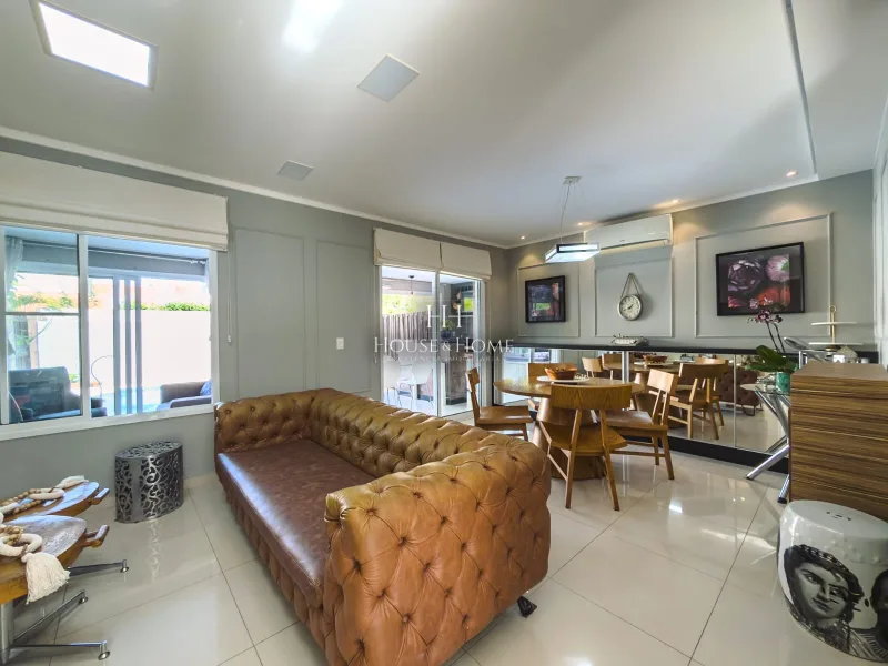 Casa Sobrado à venda 3 quartos / 1 suite com Piscina - Cond. Casa Bela em Indaiatuba/SP