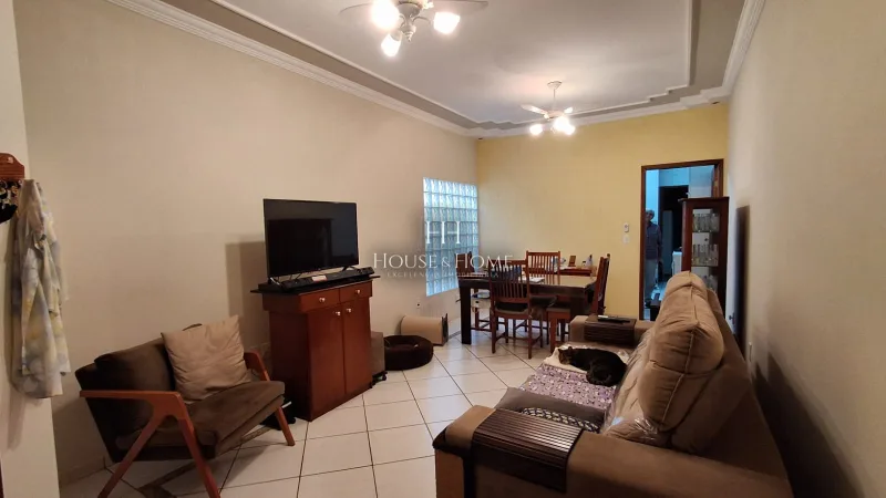 Casa térrea próxima ao centro