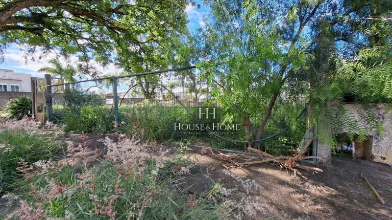 Terreno á Venda, medindo 574,91 m². Boa Topografia, Plano , no bairro Chácara Areal, em In