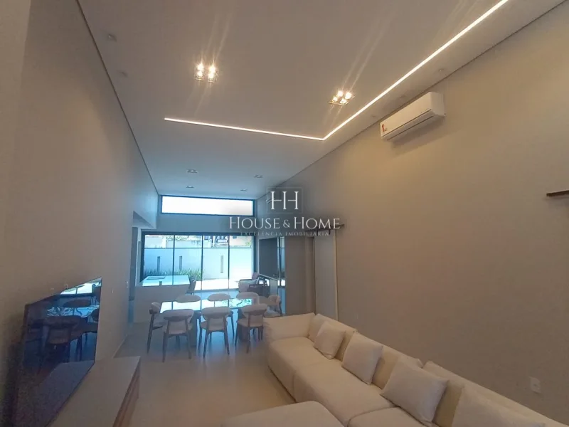 Casa Térrea com 3 quartos sendo 3 suítes  - Condomínio Sapezal Indaiatuba SP