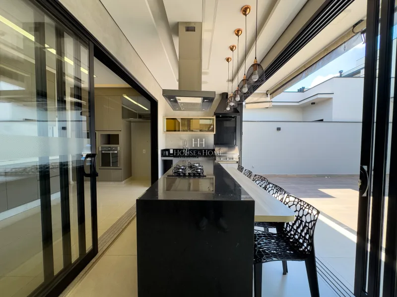 Casa à venda 3 quartos 1 suite 2 demi / sAUNA - Porteira fechada Cond. Dona Maria José em 