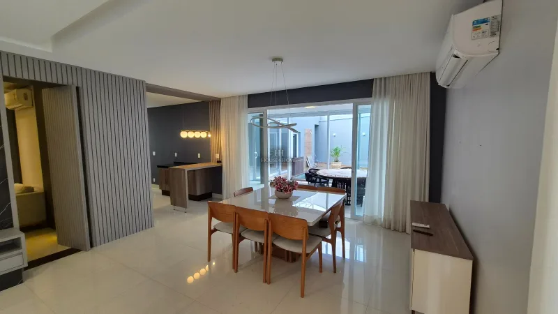 Casa para locação com 4 quartos em Indaiatuba/SP