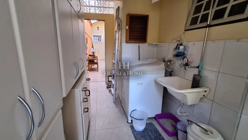 Casa térrea próxima ao centro