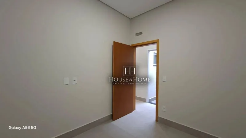 Casa nova, 3 quartos sendo 1 suíte com closet, térrea em bairro aberto , Jd. Bom Sucesso, 