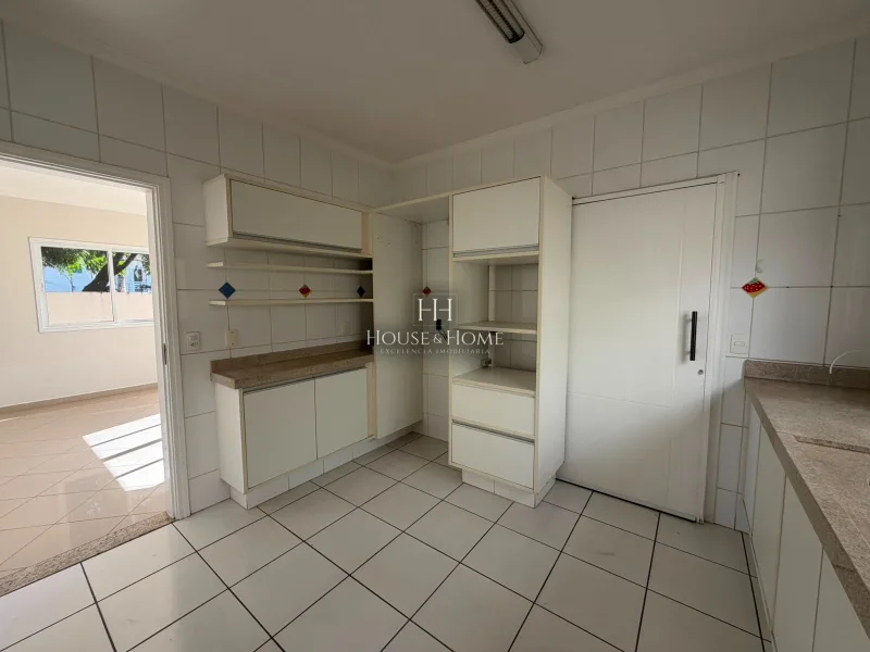 CASA PARA LOCAÇÃO COM 4 SUÍTES NA VILLA ROMANA - INDAIATUBA/SP.