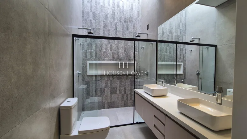 Casa a Venda - 3 suites - Cond. Dona Maria Candida
