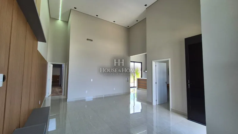 Casa à venda - 3 suites 198m² - Cond. Dona Maria Candida - Indaiatuba SP