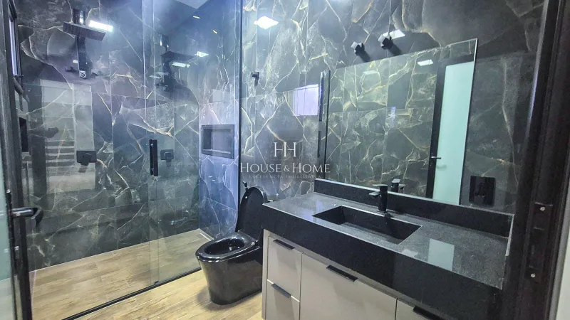 Casa à venda com 3 suites, picina em Indaiatuba /SP