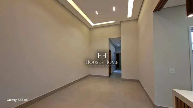 Casa nova, 3 quartos sendo 1 suíte com closet, térrea em bairro aberto , Jd. Bom Sucesso, 