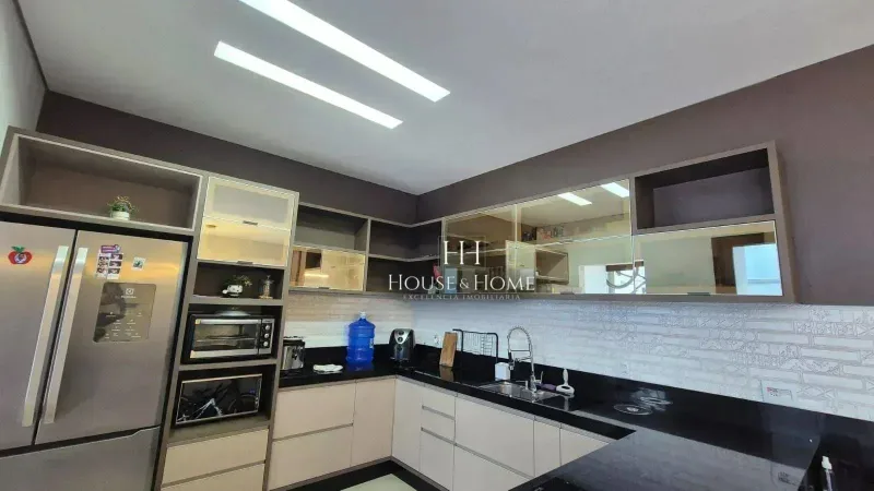 Casa com 3 dormitórios à venda, 200 m² por R$ 1.280.000,00 - Jardins do Império - Indaiatu