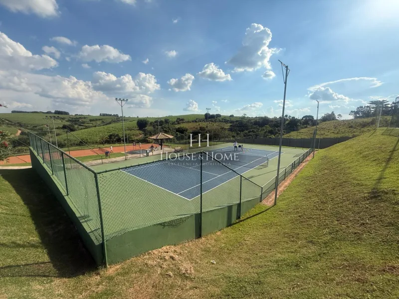 Terreno à Venda no condomínio Quintas da Terracota em Indaiatuba/SP com 1298 metros.