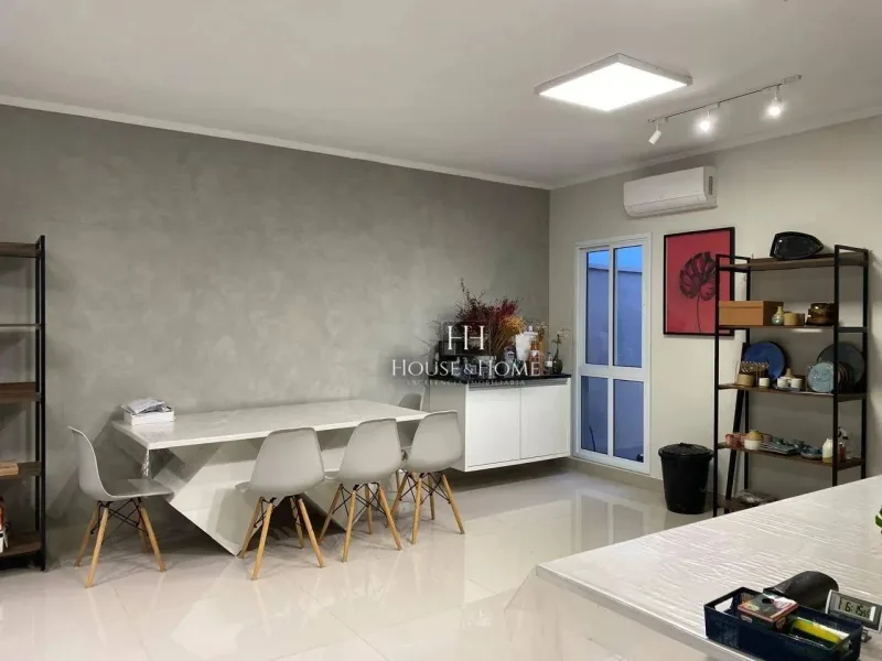 Casa á Venda Comercial no bairro Jd. Pau Preto em Indaiatuba/SP. Bairro aberto próximo do 
