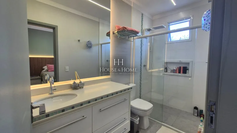 Casa Sobrado à venda com 3 suites, Spa - Cond. Montreal em Indaiatuba/SP