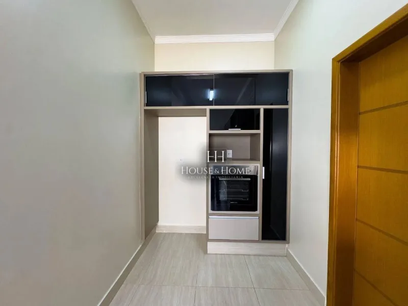 Casa com 3 dormitórios à venda, 295 m² por R$ 2.190.000,00 - Jardim Residencial Dona Lucil