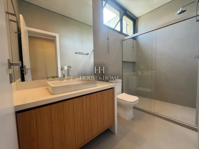 Casa à venda com 429,15m² com 4 suítes no condomínio Vila dos Pinheiros em Indaiatuba/SP.