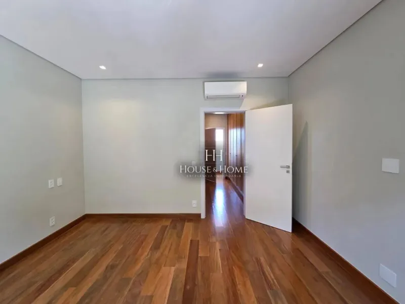 Casa com 4 dormitórios à venda, 455 m² por R$ 6.980.000,00 - Condomínio Villa Dos Pinheiro