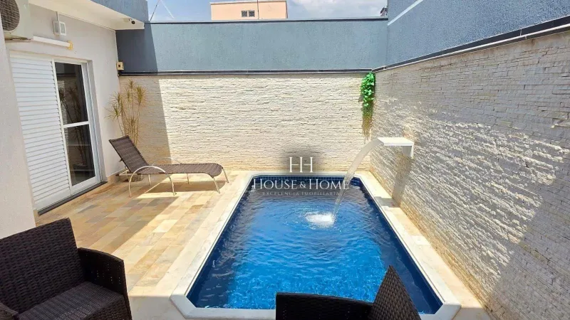 Casa Térrea, com Piscina á Venda 3 Suítes, no bairro Jd. Europa II, em Indaiatuba/SP.