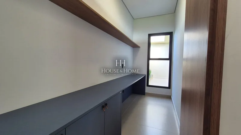 Casa a Venda - 3 suites - Cond. Dona Maria Candida