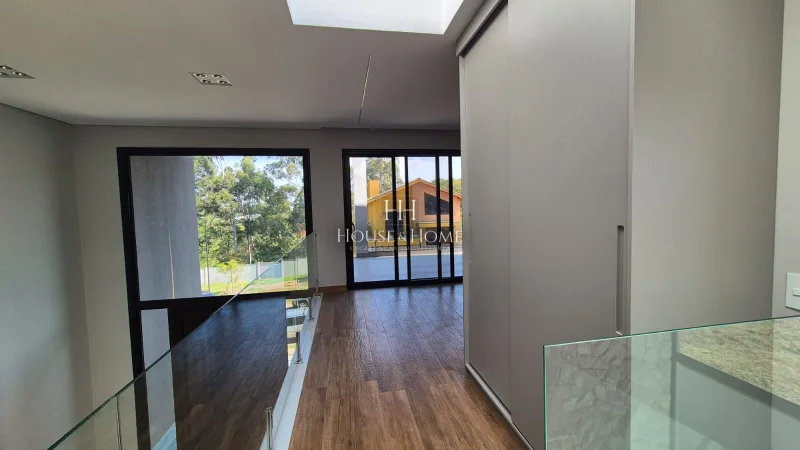 Casa Sobrado à venda com 4 suites - 324m² - Condominio Sapezal - Indaiatuba - SP