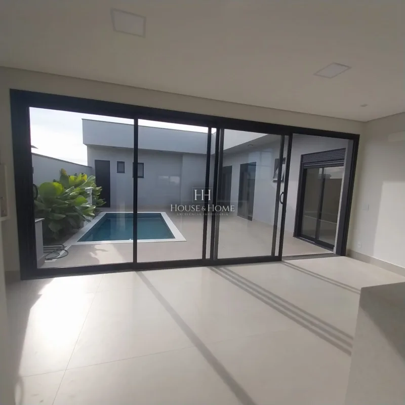 Casa Térrea a venda - 3 suites - 191,76m² - Cond. Dona Maria Candida - Indaiatuba - SP
